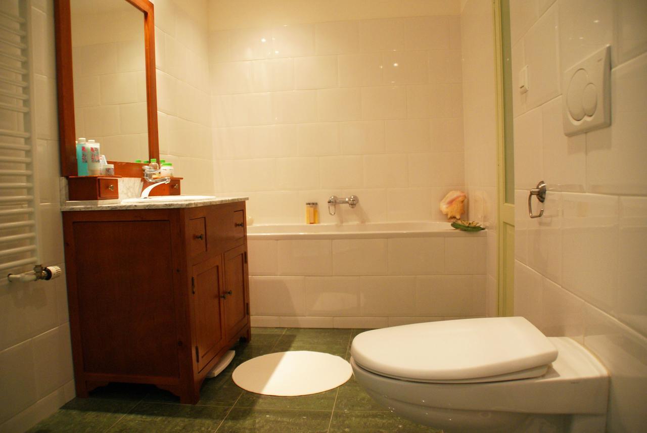 Chez Catharina Oldtimer B&B Levoncourt  ภายนอก รูปภาพ